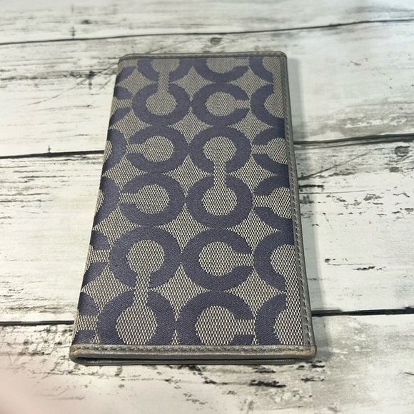 Coach Checkbook Long Wallet - Picture 1 of 10